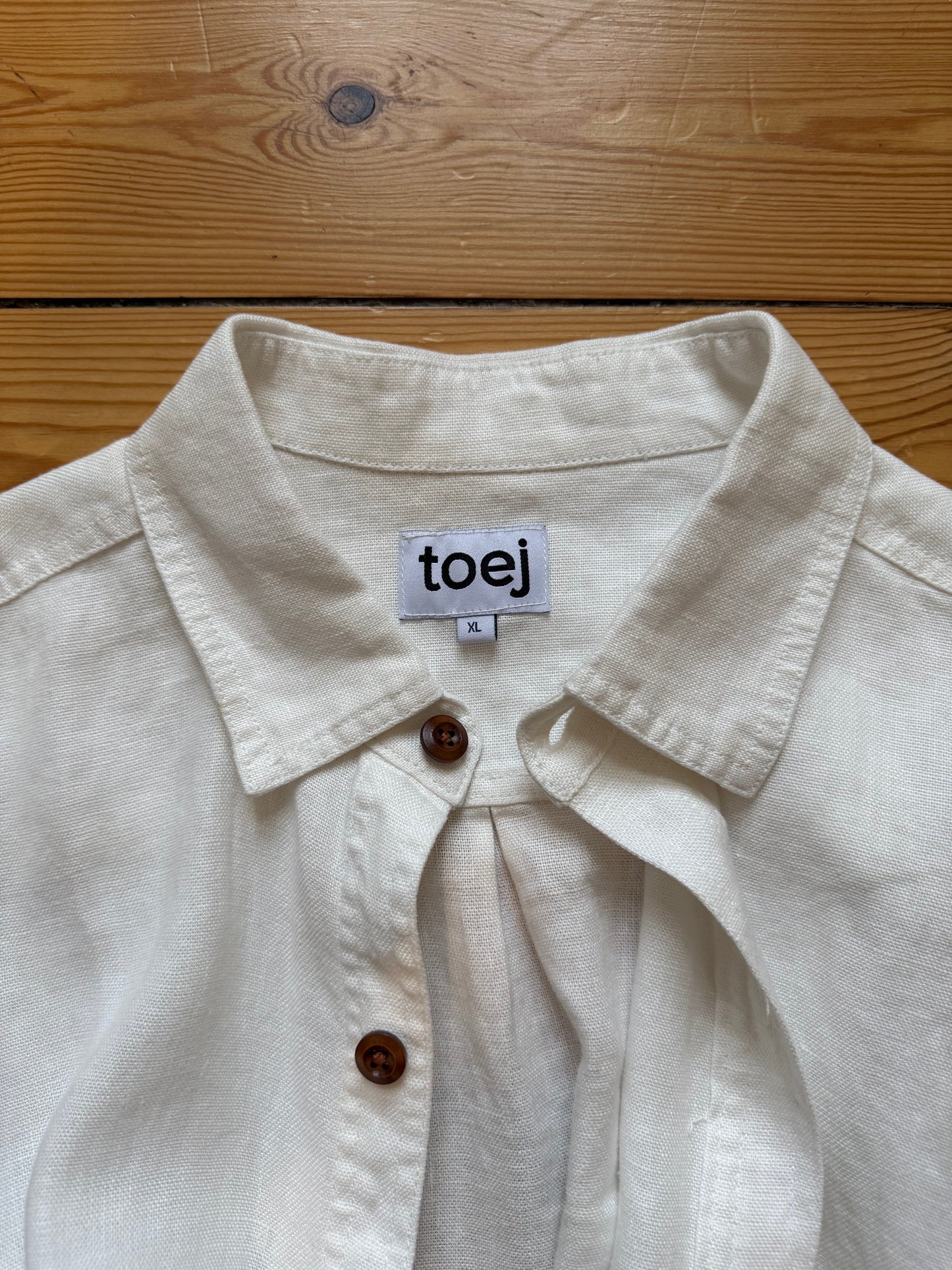 White 100% organic hemp shirt